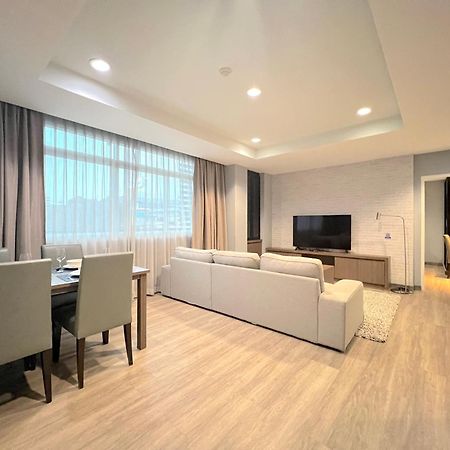 Kokotel Bangkok Dheva Thonglor Esterno foto
