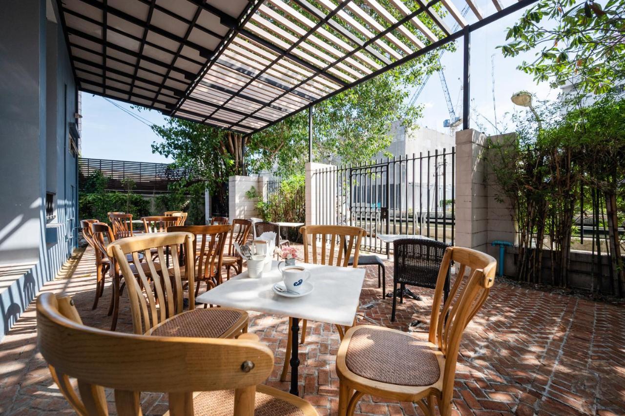 Kokotel Bangkok Dheva Thonglor Esterno foto