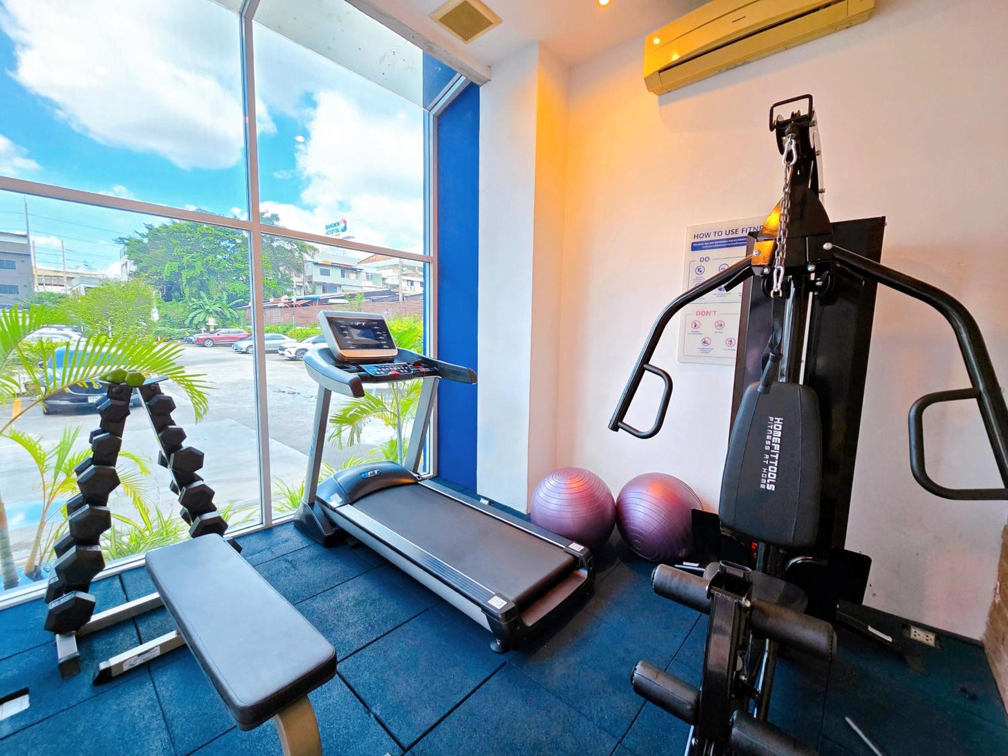 Kokotel Bangkok Dheva Thonglor Esterno foto